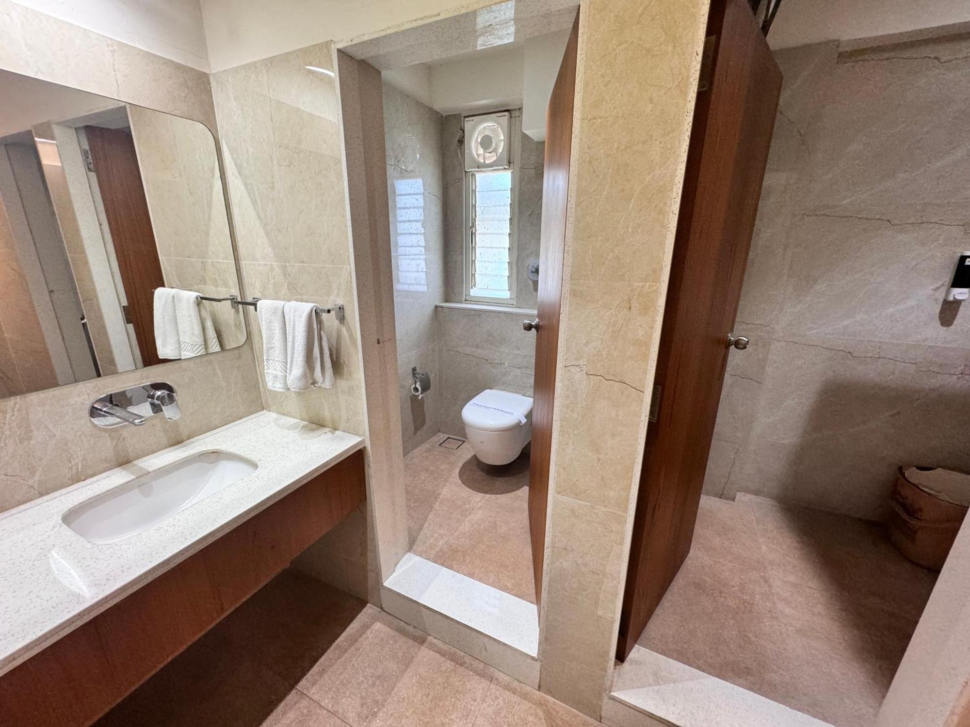 Siara Styles Amba Suites, جاندي نجر المظهر الخارجي الصورة
