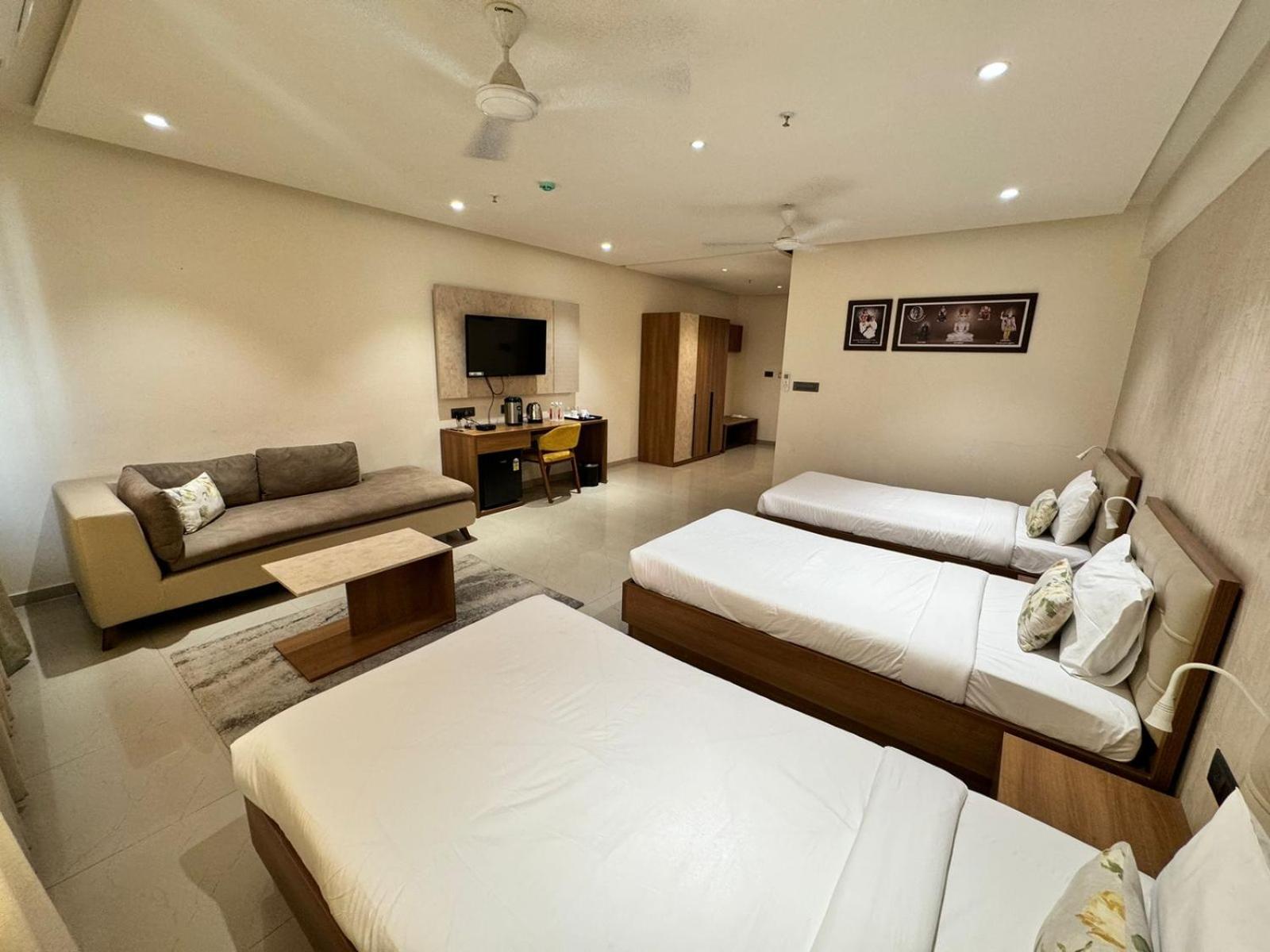 Siara Styles Amba Suites, جاندي نجر المظهر الخارجي الصورة